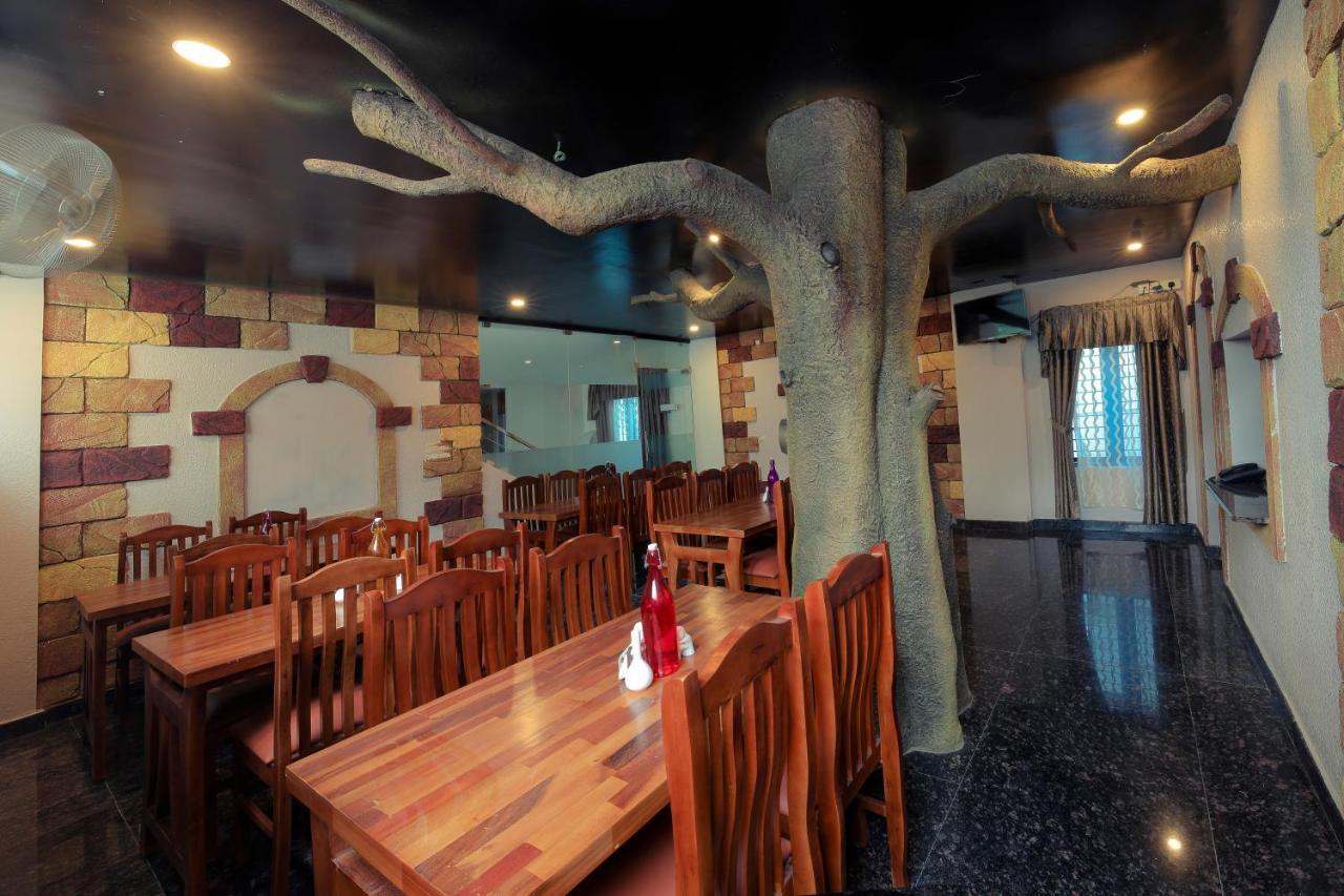 Thenmala Hormuz Inn Kolattupuzha Exterior foto